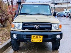 تۆیۆتا لاند کرۆزەر 70